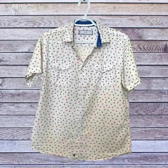 pd&c nautical  motif, short-sleeved button-down, 100% cotton blouse - Picture 2 of 6